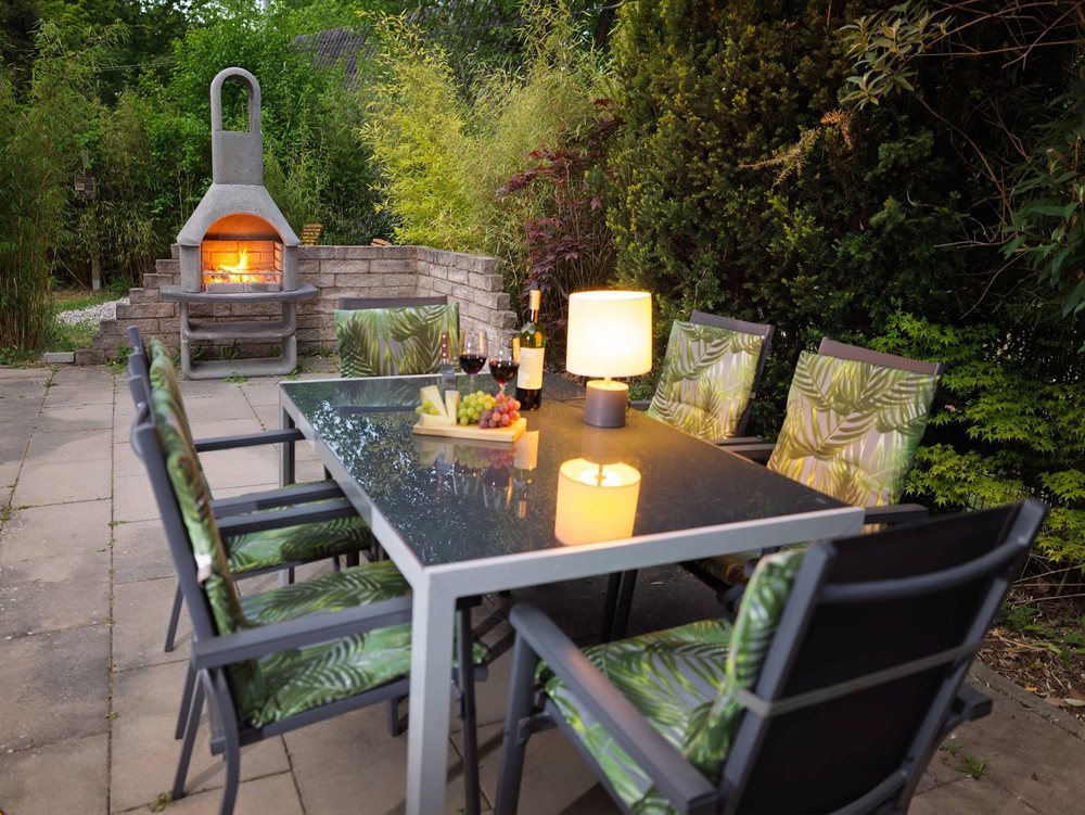 Terrasse am Abend